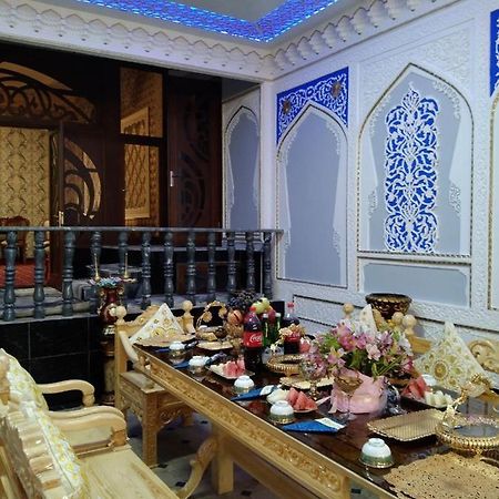 Hotel Rizqiro'Z Boutique Bukhara Exterior photo