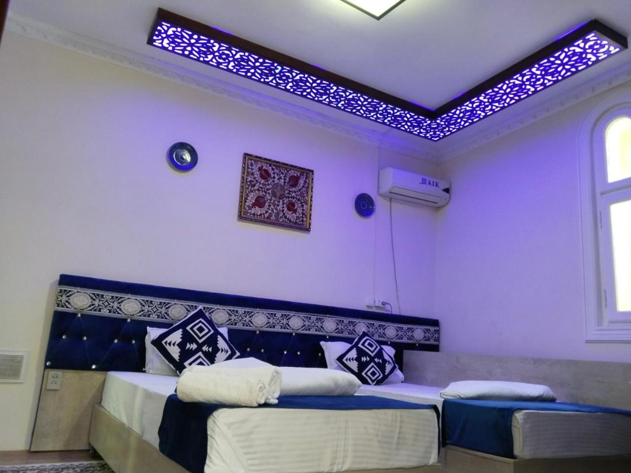 Hotel Rizqiro'Z Boutique Bukhara Exterior photo