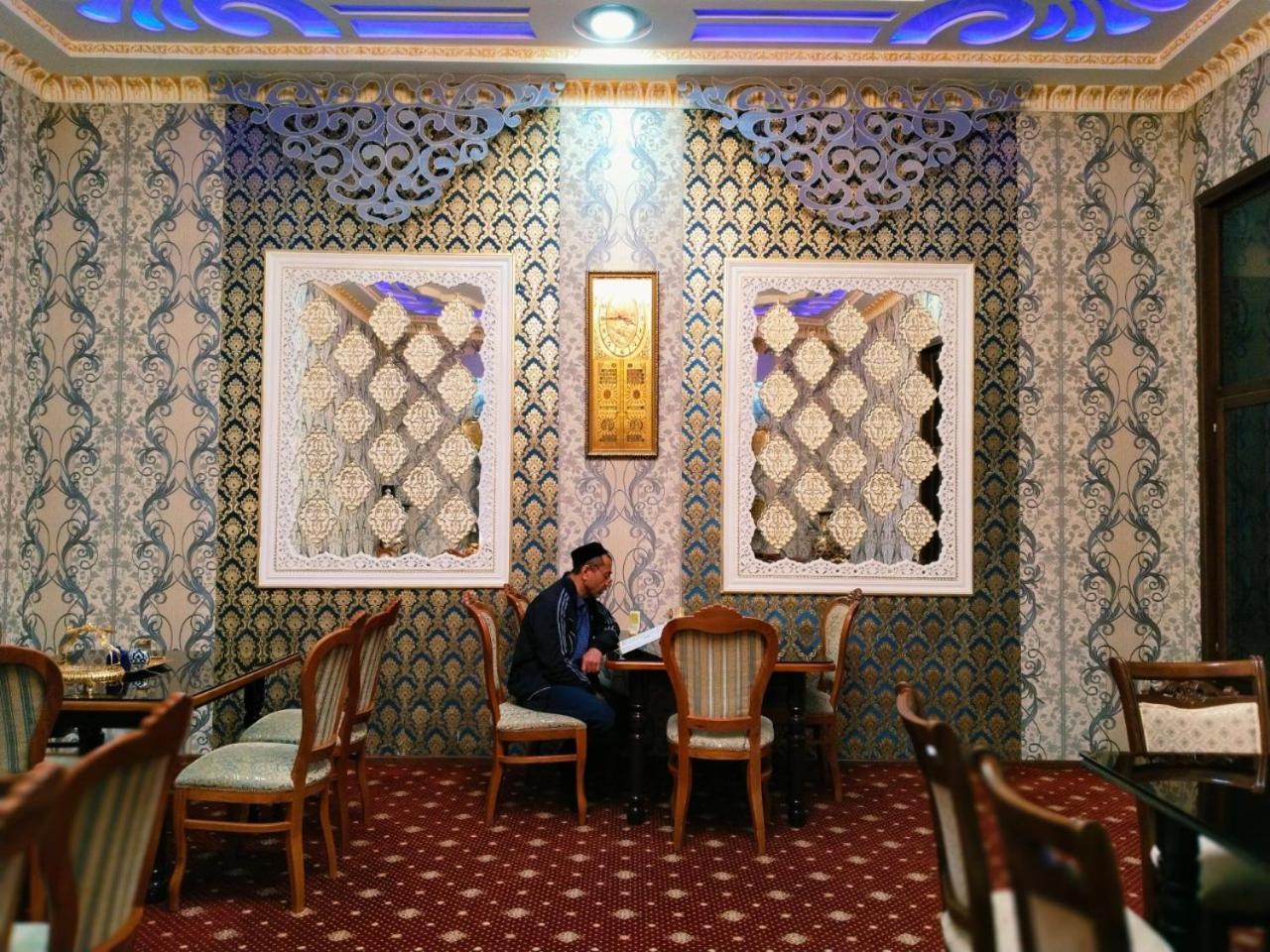 Hotel Rizqiro'Z Boutique Bukhara Exterior photo